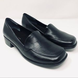 BANDOLINO BLACK SHOES SIZE 7.5